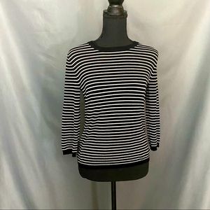 Philosophy Pullover Sweater with Back Zip Small